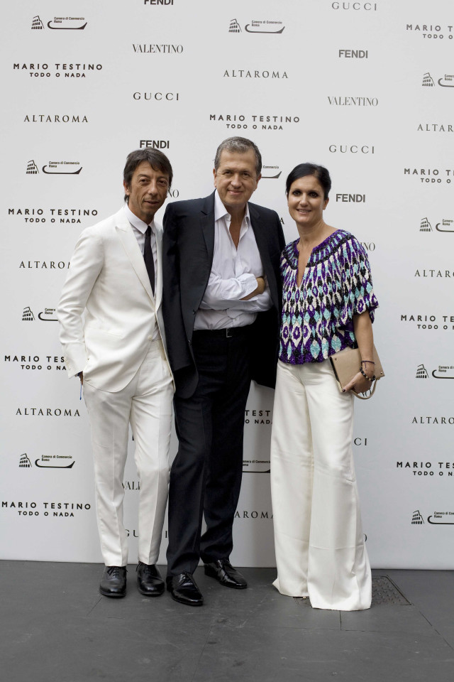 Three people standing wall white free wallpaper - medium preview image