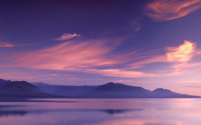 Purple sky mountains lake boat free wallpaper - medium preview image