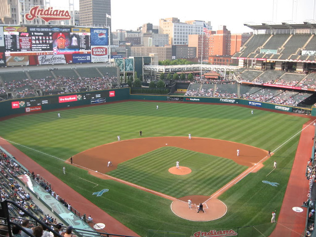 Baseball field crowd players fans free wallpaper - medium preview image