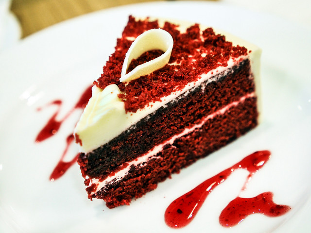 Red velvet cake white frosting #3 free wallpaper - medium preview image