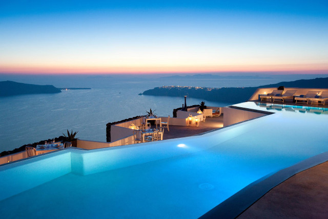 Large swimming pool ocean view #3 free wallpaper - medium preview image