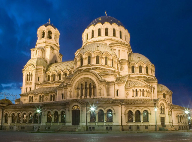 Large building clock night cloudy free wallpaper - medium preview image