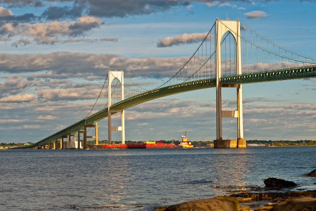 Bridge water boat lighthouse distance free wallpaper - medium preview image