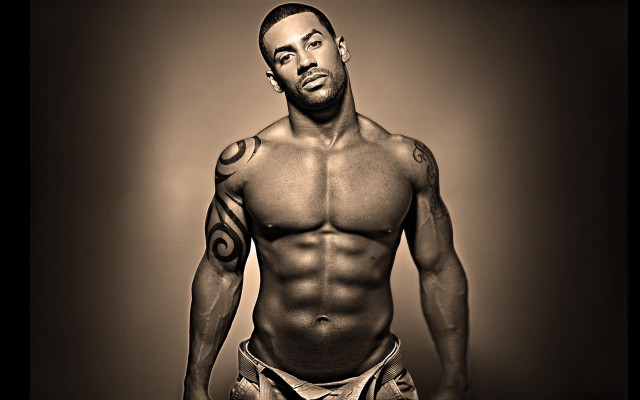 Man tattoo arm chest pose free wallpaper - medium preview image