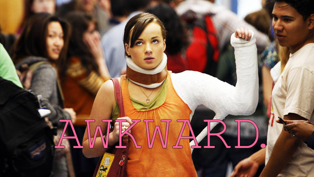 Woman cast neck awkward crowd free wallpaper - medium preview image