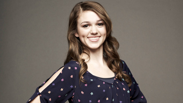 Charlotte harding smiling woman long free wallpaper - medium preview image