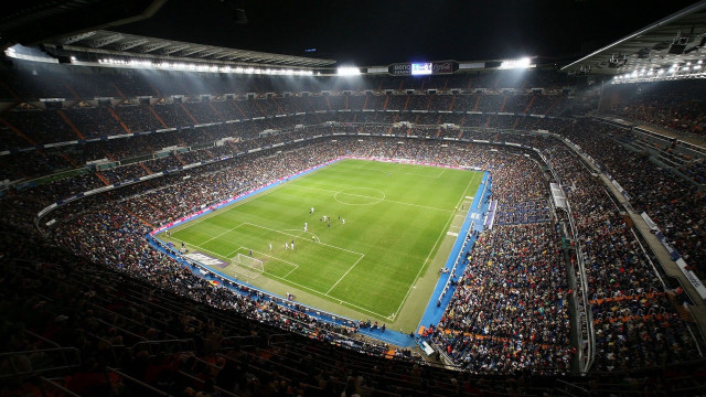 Stadium full people soccer game #3 free wallpaper - medium preview image