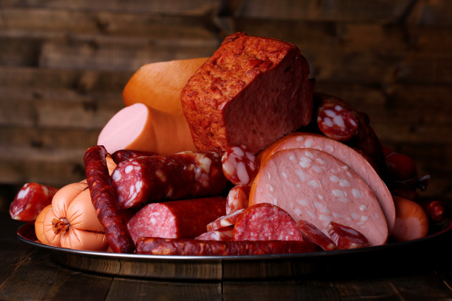 Plate of meats and vegetables free wallpaper - medium preview image