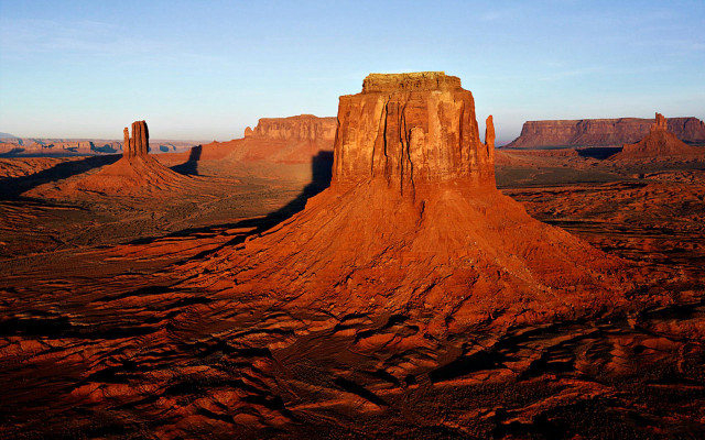 Large rock formation desert sky #3 free wallpaper - medium preview image