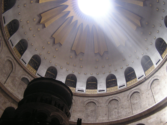 Dome light clock wall interior free wallpaper - medium preview image