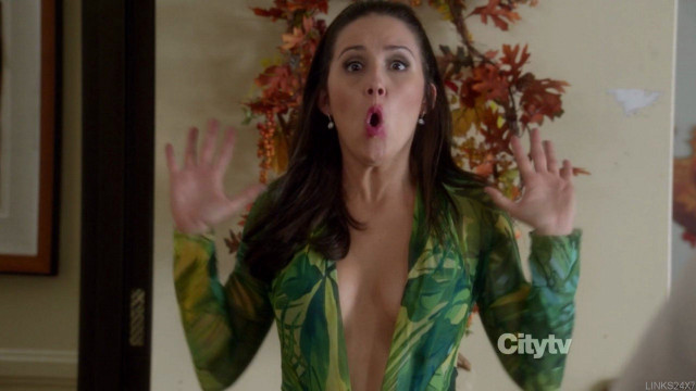 Surprised woman mirror hands open free wallpaper - medium preview image