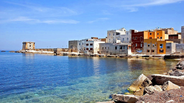 Waterfront cityscape magic realism panorama free wallpaper - medium preview image