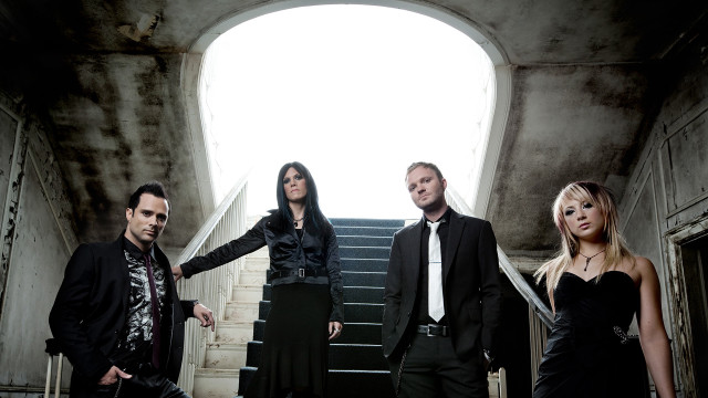 Group people stairway skylight building free wallpaper - medium preview image