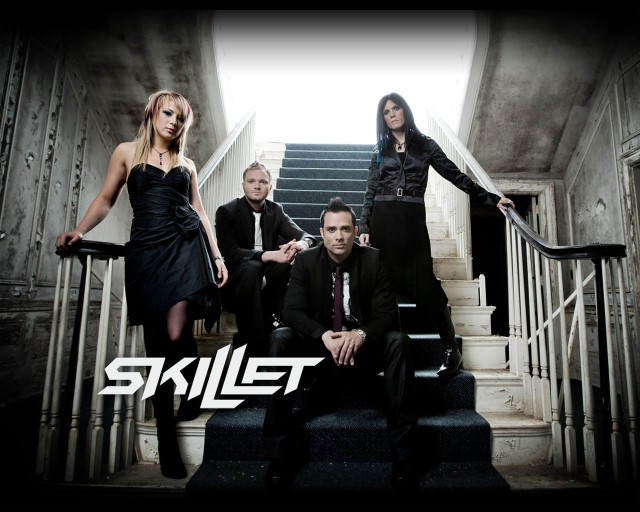 Group people staircase building skill free wallpaper - medium preview image