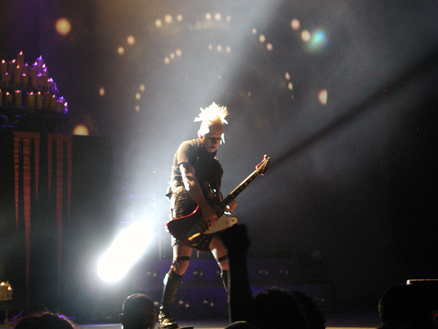 Man guitar stage crowd watching free wallpaper - medium preview image