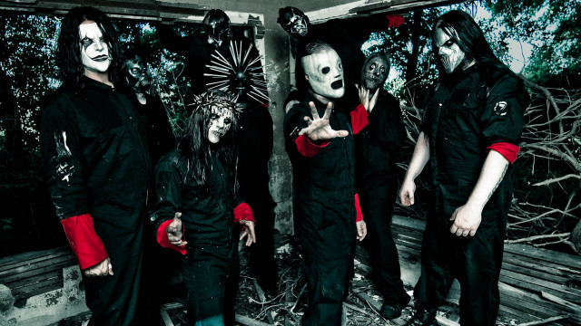 Creepy painted faces group photo free wallpaper - medium preview image