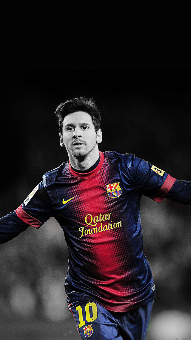 Man soccer uniform running ball free wallpaper - medium preview image
