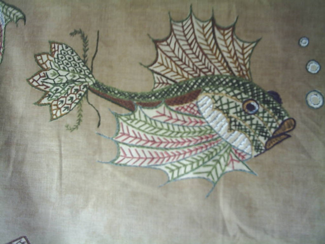 Leaf fish on back fish free wallpaper - medium preview image