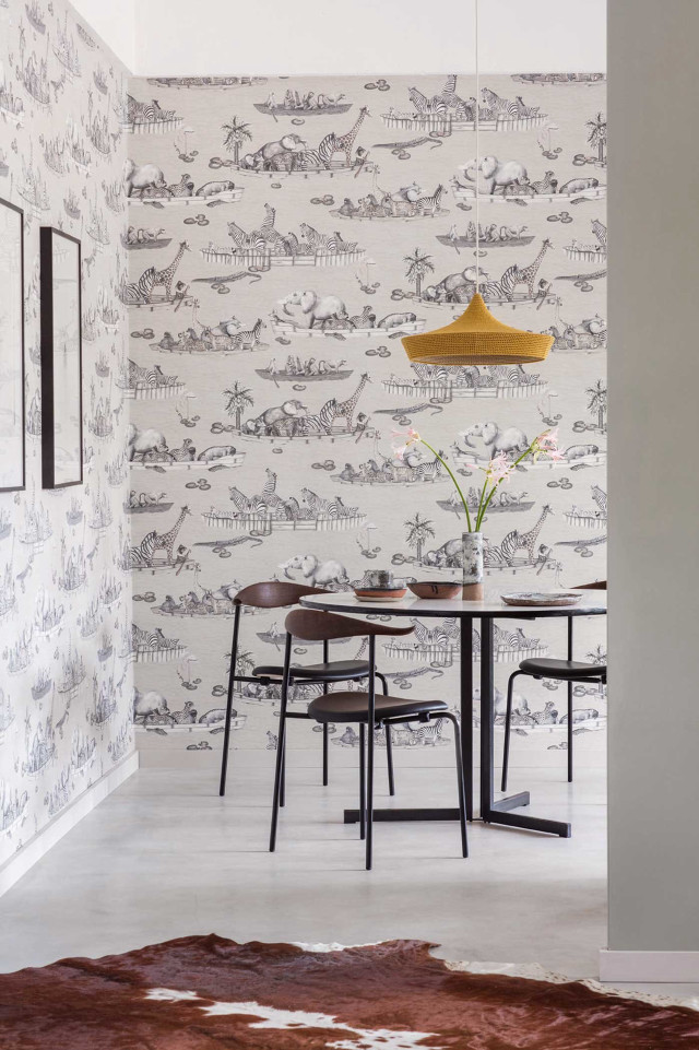 Dining room table chairs wallpaper #3 free wallpaper - medium preview image