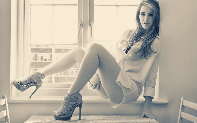 Woman window sill legs crossed free wallpaper - medium preview image