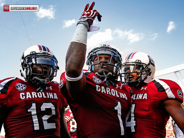 Football players field hands in #2 free wallpaper - medium preview image