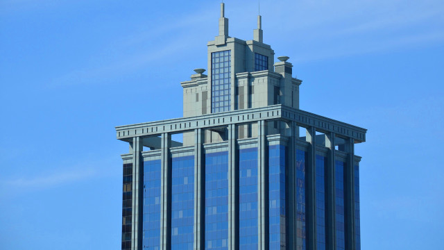 Tall clock tower blue sky free wallpaper - medium preview image