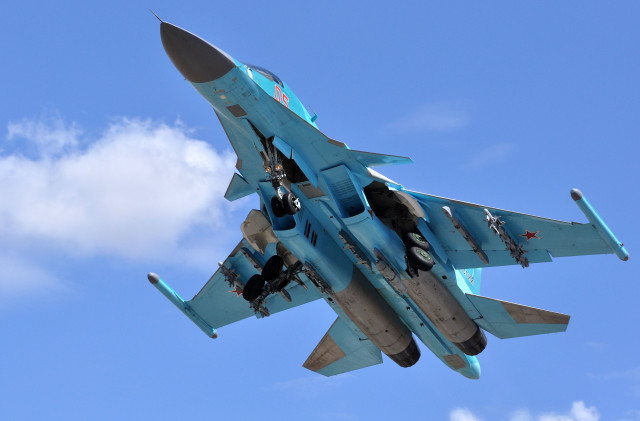 Fighter jet blue sky clouds #13 free wallpaper - medium preview image