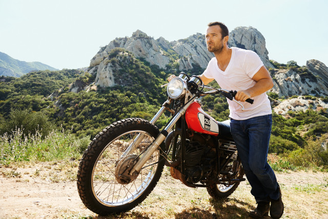 Man dirt bike dirt road free wallpaper - medium preview image