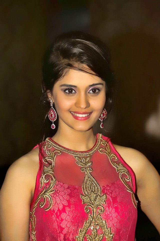 Woman red dress smiling camera #2 free wallpaper - medium preview image