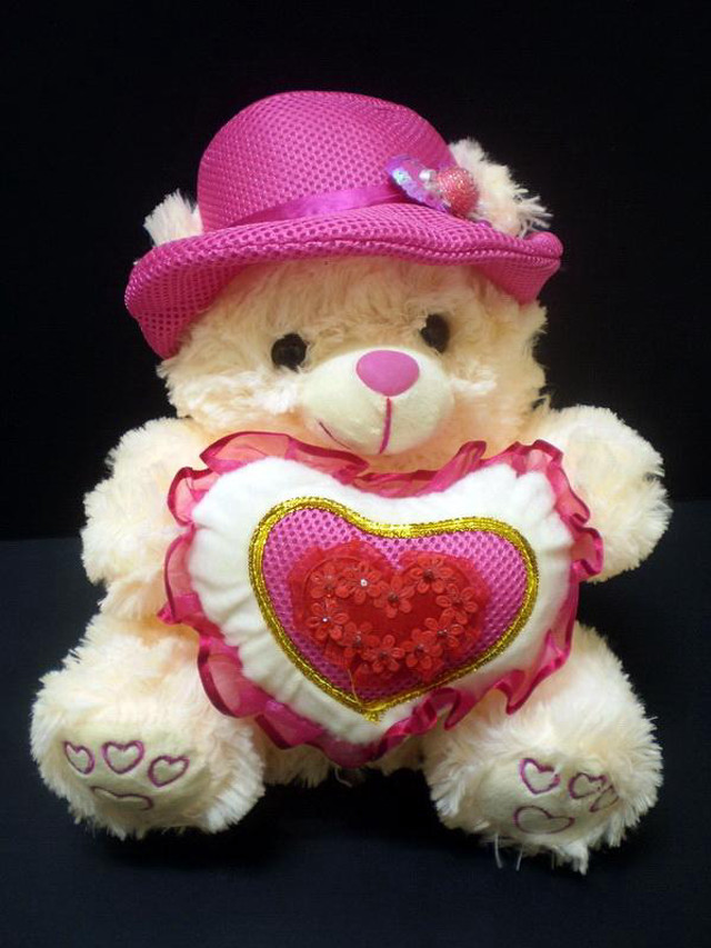 Teddy bear heart pink hat free wallpaper - medium preview image