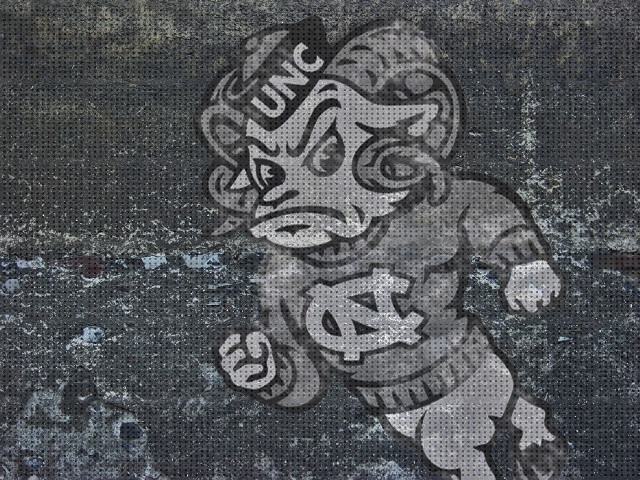Football player running with ball free wallpaper - medium preview image