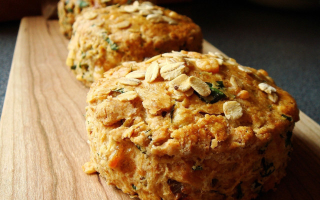 Three biscuits wooden board blue free wallpaper - medium preview image