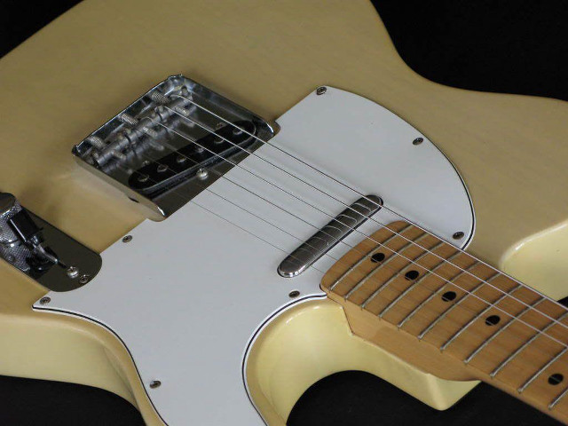 White electric guitar black neck free wallpaper - medium preview image