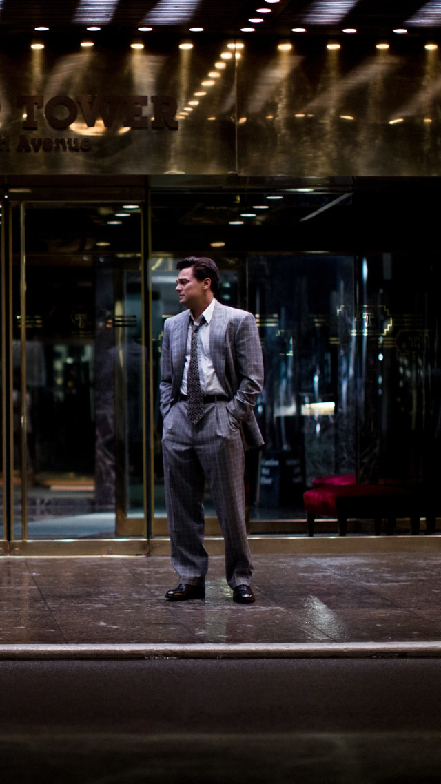 Man suit sidewalk hotel avenue free wallpaper - medium preview image