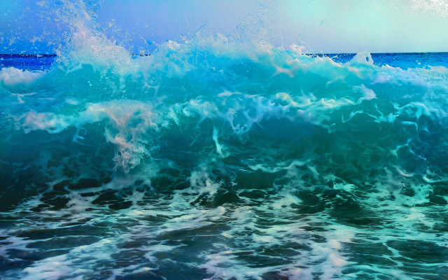 Large wave breaking ocean shore #3 free wallpaper - medium preview image