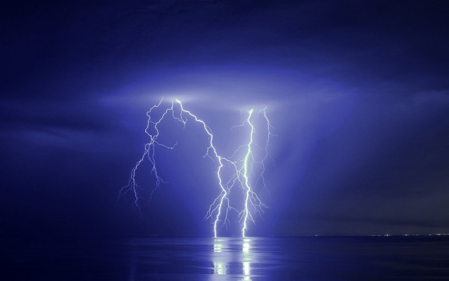 Lightning strikes water night dark free wallpaper - medium preview image
