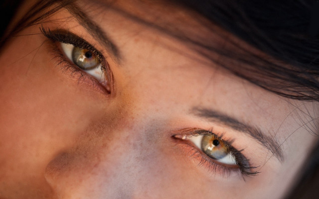 Florianne becker closeup photorealistic eyes free wallpaper - medium preview image