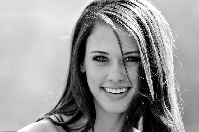 Woman long hair smile happy #4 free wallpaper - medium preview image
