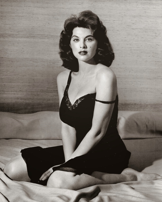 Woman black lingerie bed doris free wallpaper - medium preview image
