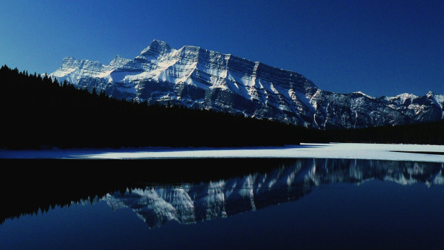 Mountain range reflection lake snow #3 free wallpaper - medium preview image