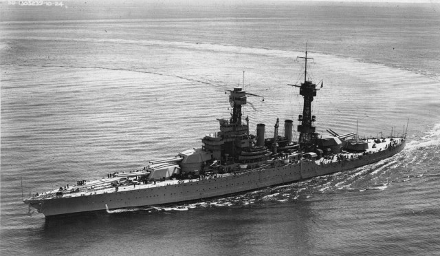 Battleship sailing ocean boat tugboat free wallpaper - medium preview image