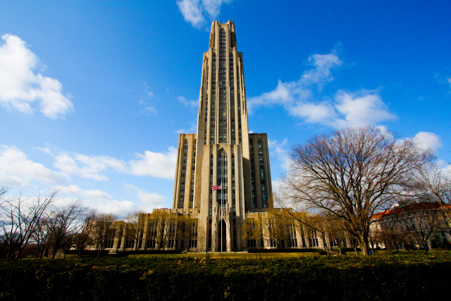 Tall building clock tower flag free wallpaper - medium preview image