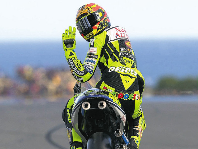 Man motorcycle race track helmet free wallpaper - medium preview image