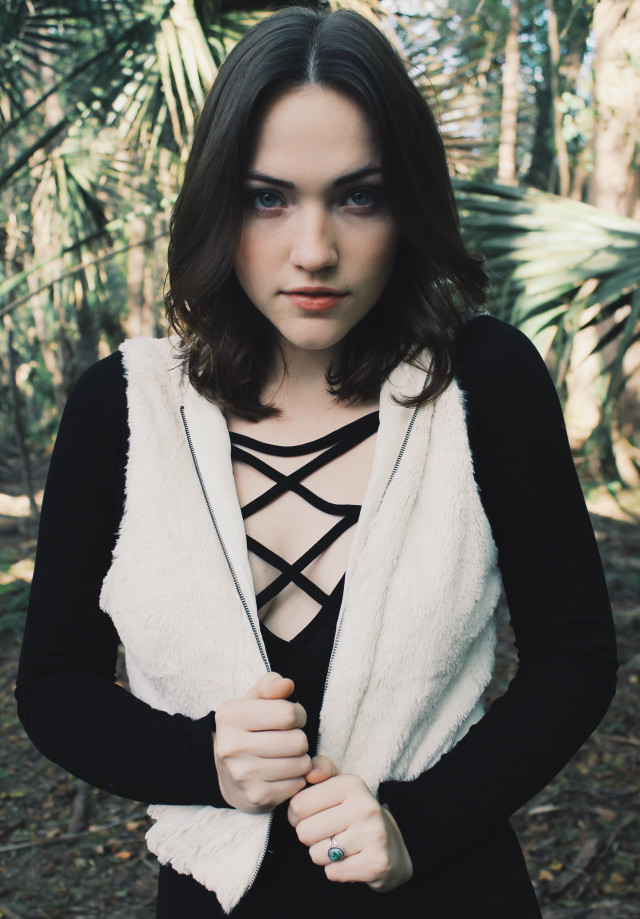 Woman forest fur coat black free wallpaper - medium preview image