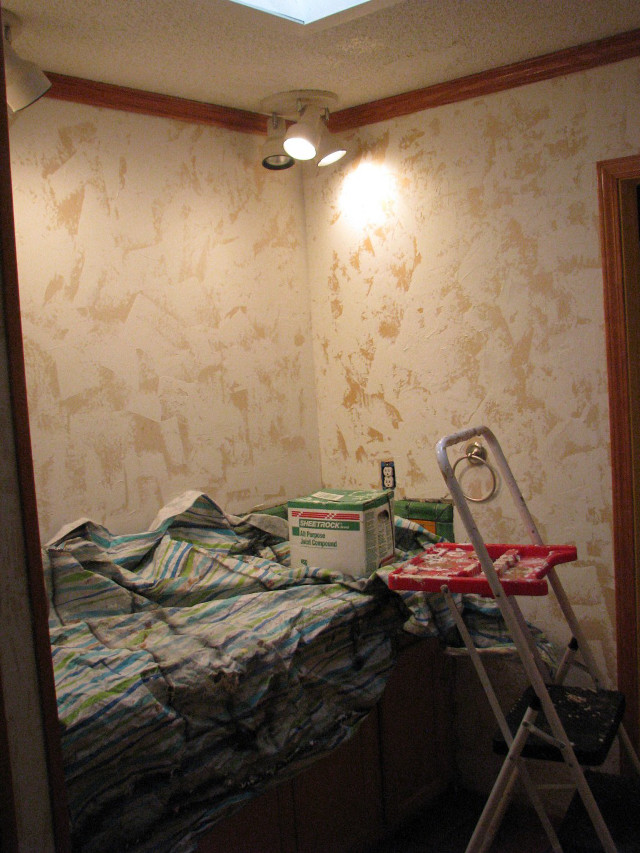 Room ladder bed box light free wallpaper - medium preview image