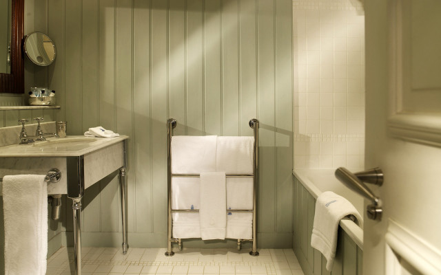 Bathroom sink interior design modern #12 free wallpaper - medium preview image