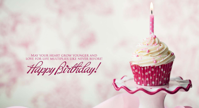 Cupcake candle cake stand pink free wallpaper - medium preview image