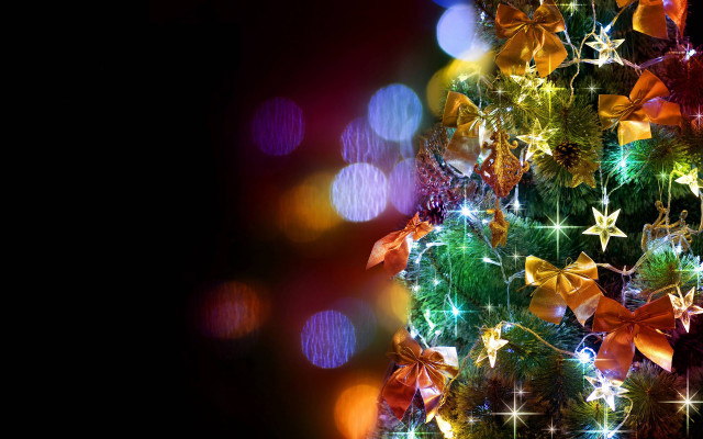 Christmas tree lights decorations star free wallpaper for desktop - medium preview image