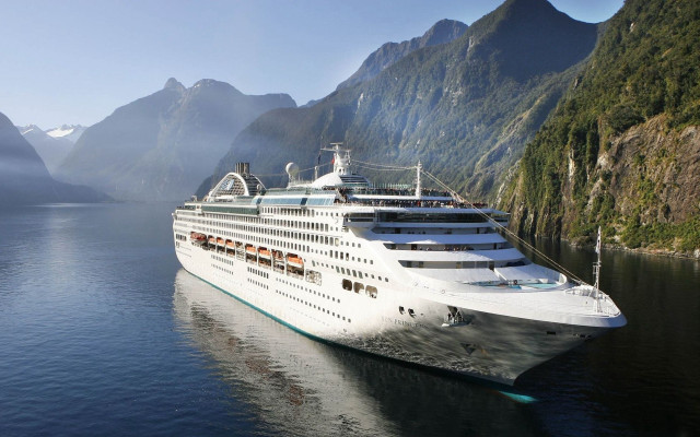 Cruise ship mountains trees water free wallpaper - medium preview image