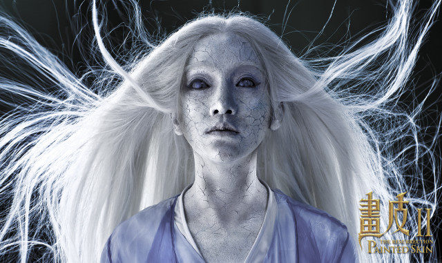 Woman white hair makeup posing free wallpaper - medium preview image